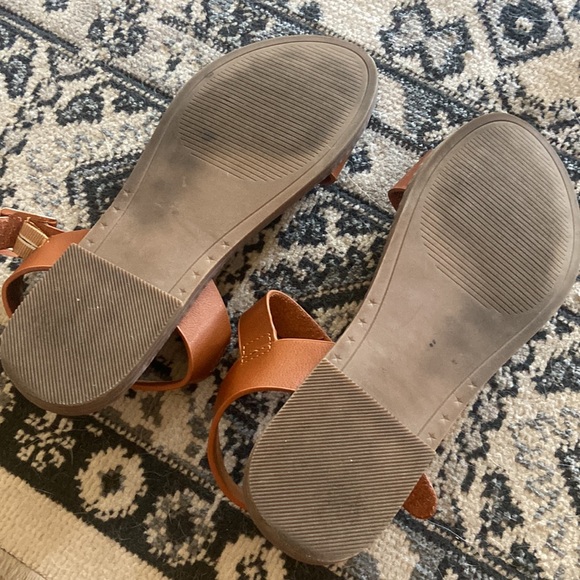 Steve Madden sandals - Picture 3 of 3